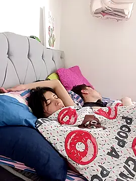 NAOMI-SENSUAL online show from November 27, 2025, 3:03 pm