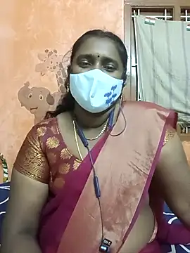 Snapshot of Tamil_Ranjini chatting on December 13, 2025, 7:53 pm Tamil Ranjini online show from December 13, 2025, 7:53 pm