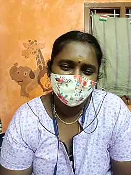 Snapshot of Tamil_Ranjini chatting on December 19, 2025, 2:24 pm Tamil Ranjini online show from December 19, 2025, 2:24 pm