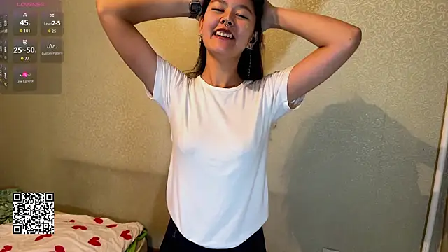 CucDierolf online show from December 1, 2025, 2:11 pm