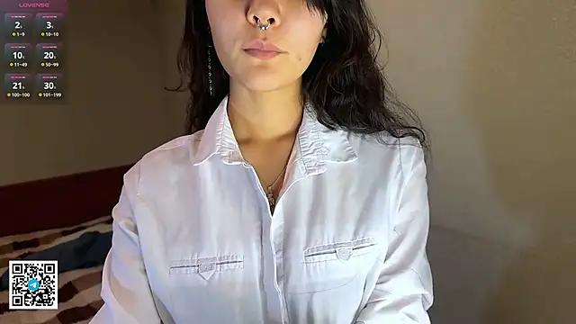 CucDierolf online show from December 18, 2025, 1:17 pm