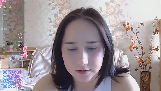 TianaMeiser online show from June 12, 2026, 11:09 am
