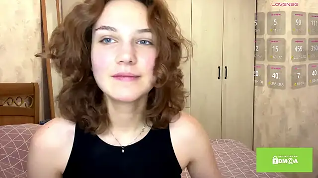 CatherineSaretto online show from November 23, 2025, 5:02 pm