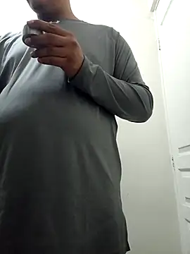 kire-18 online show from December 15, 2025, 11:53 pm