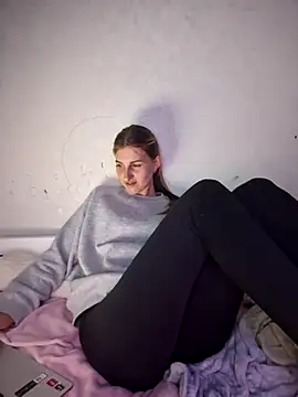 carolinakis  online show from March 15, 2026, 8:15 pm