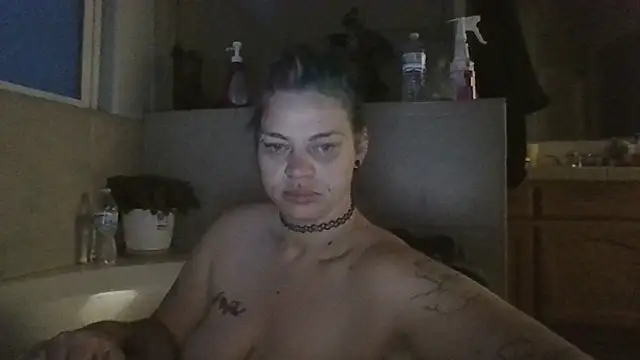 Snapshot of anitabonghit chatting on April 18, 2026, 1:04 pm anitabonghit online show from April 18, 2026, 1:04 pm