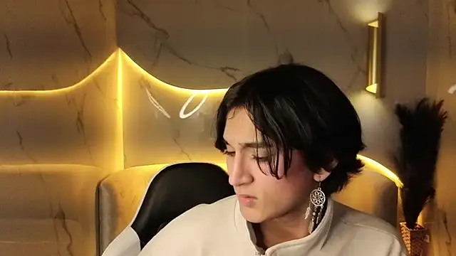 zoe tp online show from November 25, 2025, 12:27 pm