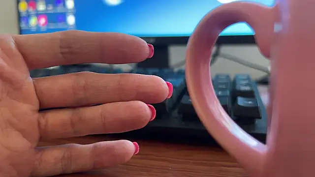 Snapshot of inked_witch chatting on September 23, 2025, 3:48 pm inked witch online show from September 23, 2025, 3:48 pm