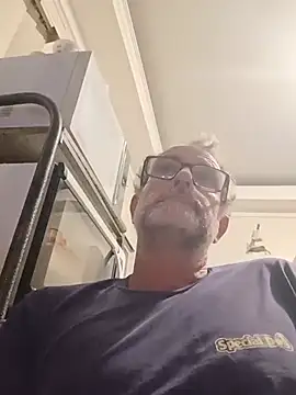 Snapshot of nard53 chatting on May 14, 2026, 9:16 am nard53 online show from May 14, 2026, 9:16 am