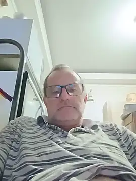 Snapshot of nard53 chatting on May 21, 2026, 11:45 pm nard53 online show from May 21, 2026, 11:45 pm