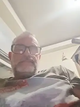 Snapshot of nard53 chatting on June 8, 2026, 9:09 am nard53 online show from June 8, 2026, 9:09 am