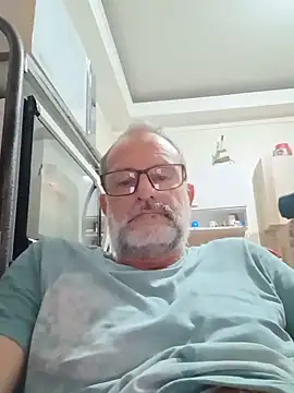 Snapshot of nard53 chatting on June 14, 2026, 9:55 am nard53 online show from June 14, 2026, 9:55 am