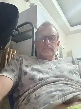 Snapshot of nard53 chatting on July 13, 2026, 1:08 am nard53 online show from July 13, 2026, 1:08 am