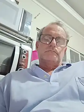 Snapshot of nard53 chatting on July 20, 2026, 9:34 am nard53 online show from July 20, 2026, 9:34 am