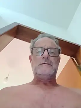 Snapshot of nard53 chatting on August 9, 2026, 12:32 pm nard53 online show from August 9, 2026, 12:32 pm