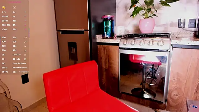latinbitch online show from May 1, 2026, 3:05 pm