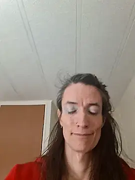 MaitressePomme3 online show from February 1, 2026, 11:25 pm