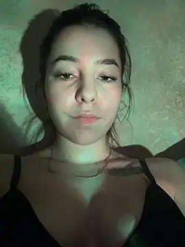 Snapshot of Anoraaa8A chatting on March 17, 2026, 8:45 pm Anoraaa8A online show from March 17, 2026, 8:45 pm