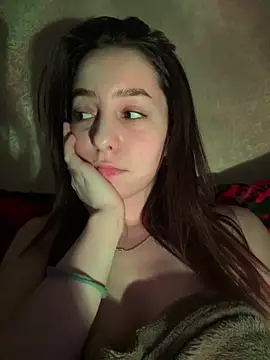 Anoraaa8A online show from May 11, 2026, 7:33 pm