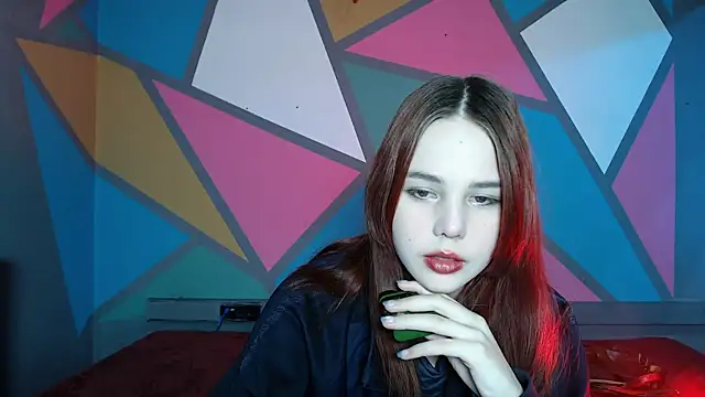 onessandra online show from November 25, 2025, 2:11 am