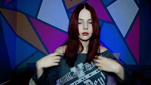 onessandra online show from December 23, 2025, 3:37 am