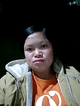 Ava-120 online show from November 28, 2025, 11:40 pm