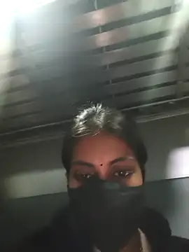 Anupriya89 online show from December 4, 2025, 6:05 pm