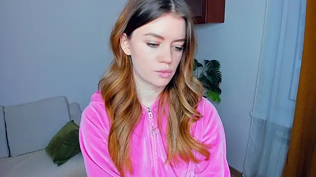 AngelesBenitz online show from January 9, 2026, 6:49 am