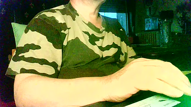 ALBONU73 online show from November 17, 2025, 4:13 pm