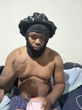 Snapshot of mrcougarfucker chatting on June 2, 2026, 9:39 pm mrcougarfucker online show from June 2, 2026, 9:39 pm