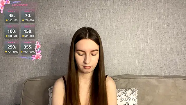 CindaWinn online show from February 13, 2026, 6:42 am