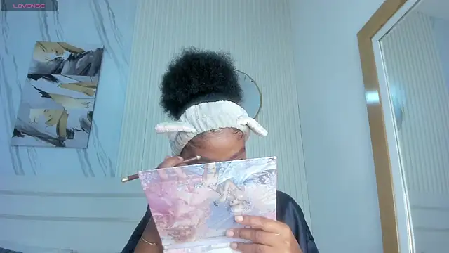 Afro Luna online show from March 14, 2026, 10:42 am