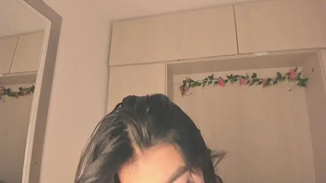 ShirleyJones  online show from December 20, 2025, 8:38 pm