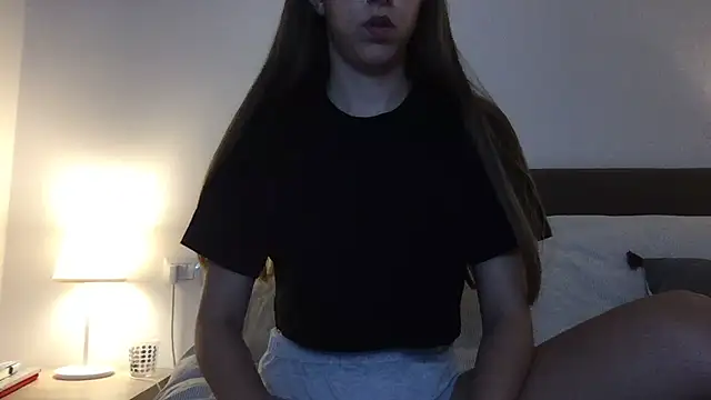 Martimartinaxx online show from June 25, 2026, 7:29 pm
