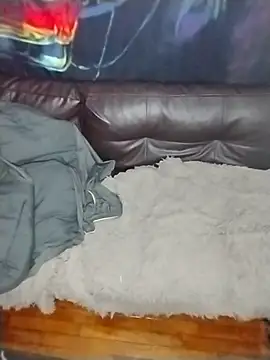 VenezuelaLuxeNoir online show from March 4, 2026, 8:09 am