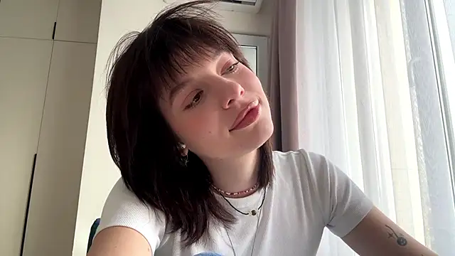 LollySimes online show from November 19, 2025, 9:31 am