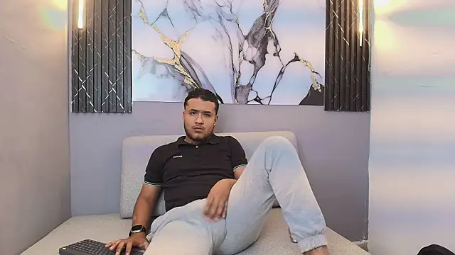 Snapshot of PAUL_GLENN1 chatting on November 20, 2025, 3:18 am PAUL GLENN1 online show from November 20, 2025, 3:18 am