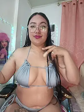 KatyVelvet07 online show from May 6, 2026, 9:47 am