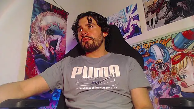 LuciferSantoryu online show from May 13, 2026, 4:32 am