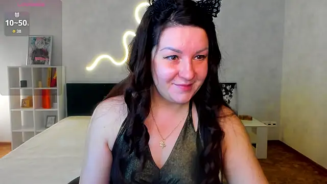 Snapshot of still__her chatting on December 17, 2025, 1:22 am still her online show from December 17, 2025, 1:22 am