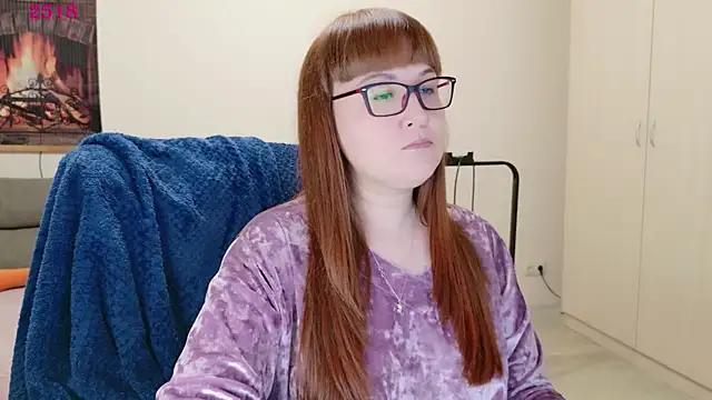 Foxy-lady online show from April 22, 2026, 10:50 am