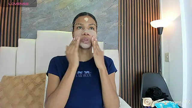catiusca reyes 03 online show from May 5, 2026, 11:18 am