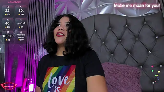 Snapshot of Amanda_Mooree chatting on May 30, 2026, 4:20 am Amanda Mooree online show from May 30, 2026, 4:20 am