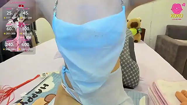 Snapshot of Teahyee chatting on August 3, 2026, 1:49 pm Teahyee online show from August 3, 2026, 1:49 pm
