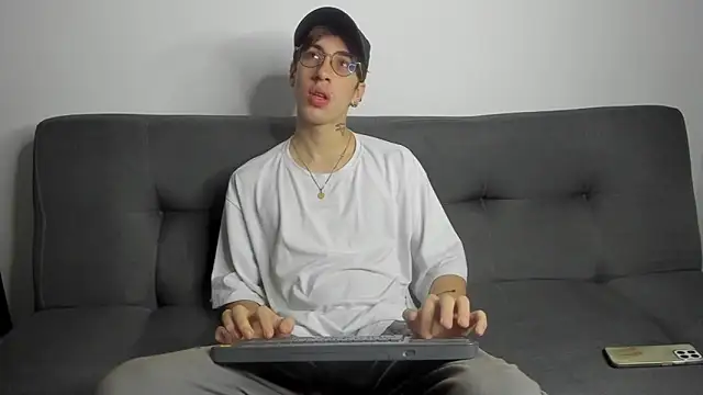 Dio  morningstar online show from November 20, 2025, 11:32 am