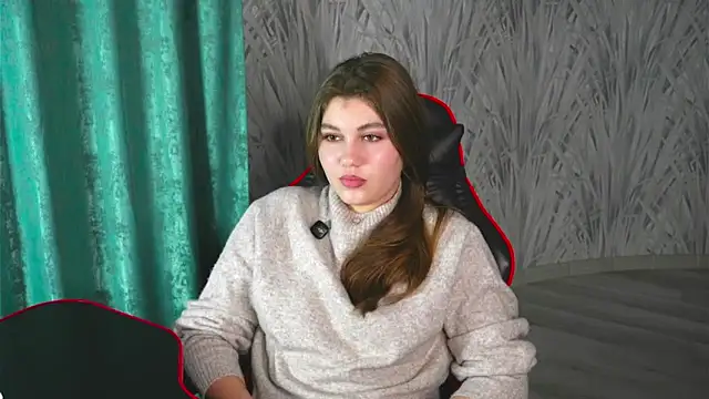 LyndaSkorcz online show from November 19, 2025, 12:05 pm