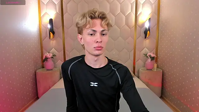 Even Vrot online show from November 21, 2025, 7:45 pm