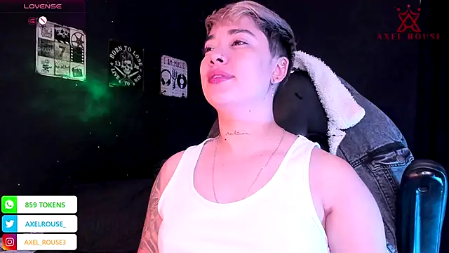 Snapshot of AxelRouse3 chatting on November 19, 2025, 2:06 pm AxelRouse3 online show from November 19, 2025, 2:06 pm