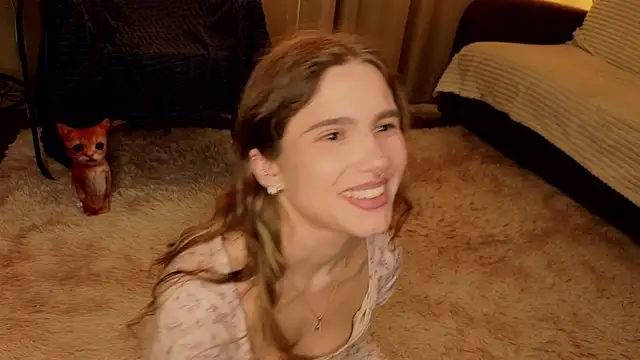 RozanneJordan online show from May 8, 2026, 5:07 pm