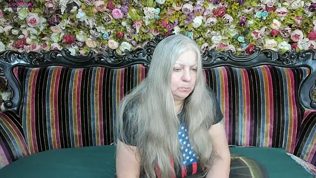 Snapshot of mariabelladonna chatting on February 19, 2026, 10:06 pm mariabelladonna online show from February 19, 2026, 10:06 pm